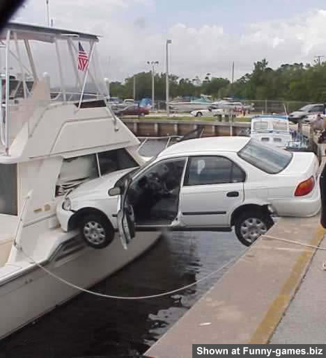 Funny2_carboat.jpg